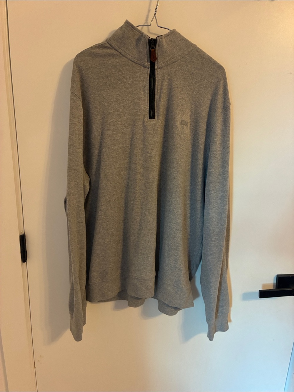 Chaps Men's Light Gray Half-Zip Pullover Sweater